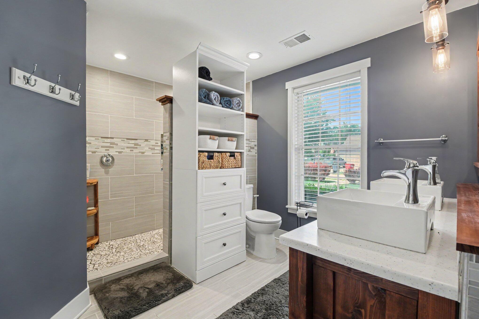 5675 Carlburt Street Property Photo 14