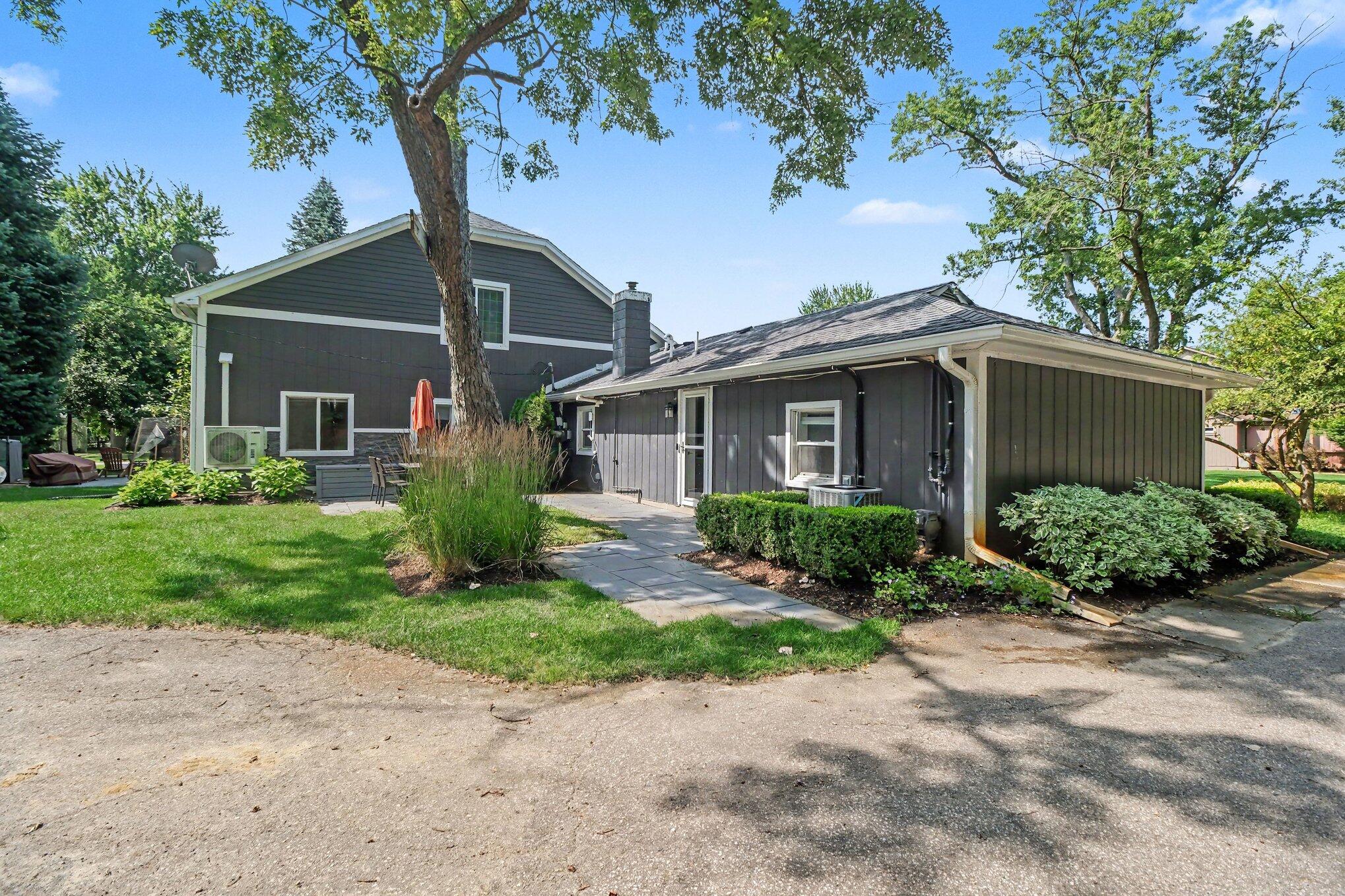 5675 Carlburt Street Property Photo 22