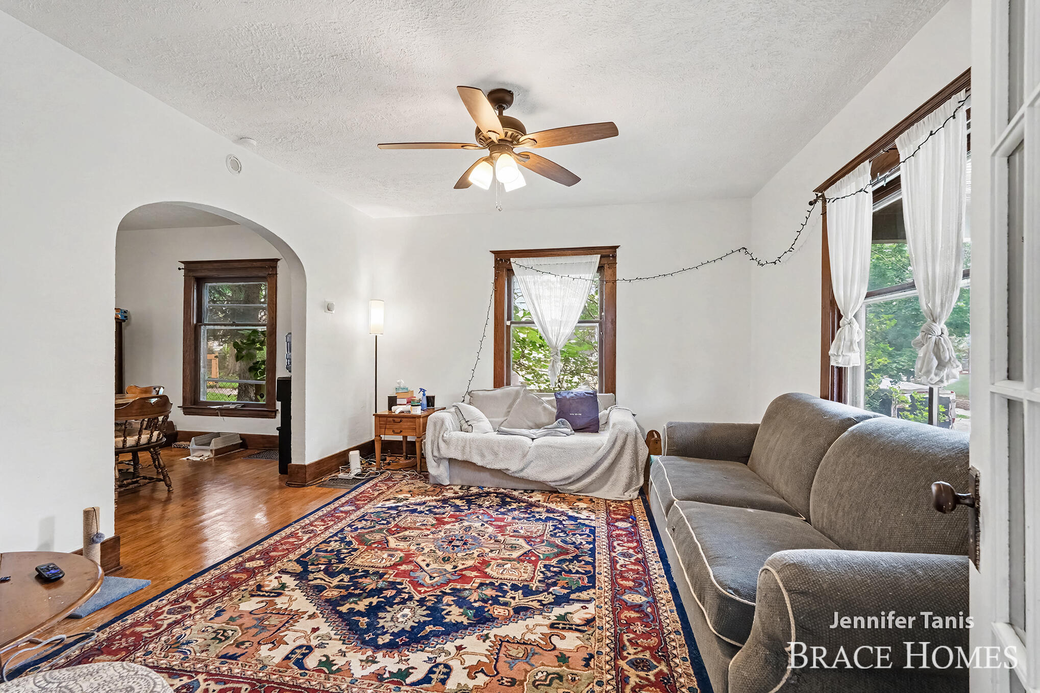 1121 Baxter Street Se Property Photo 5