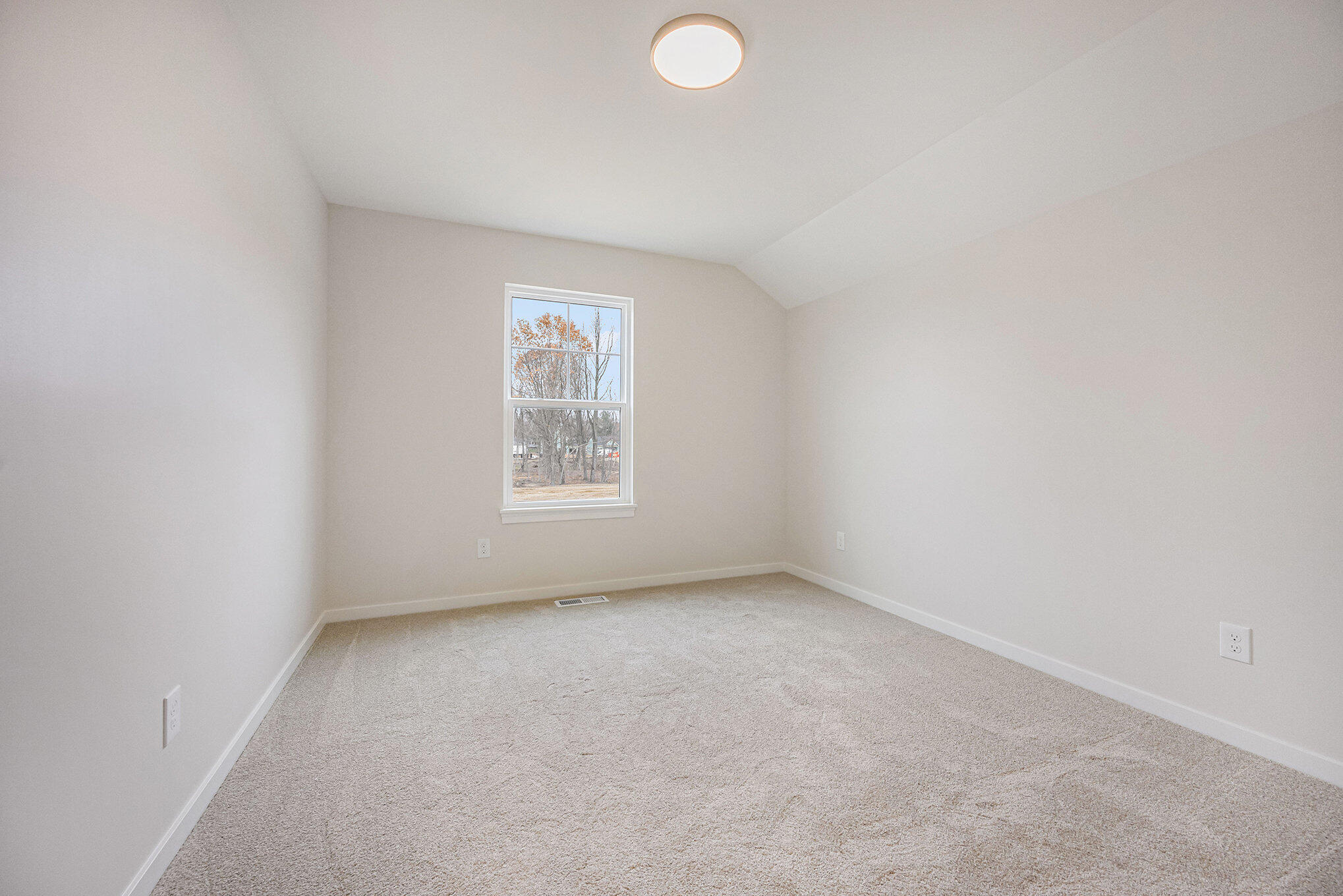 2107 Topaz Lane Property Photo 15