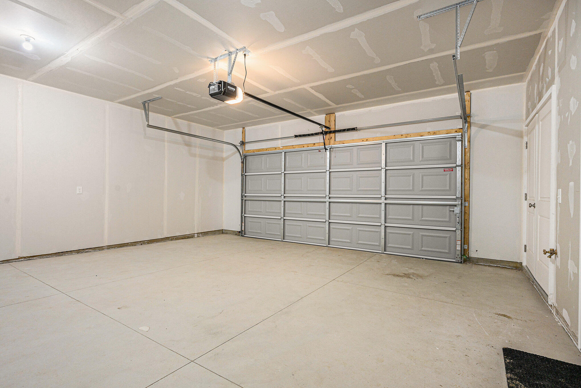 2107 Topaz Lane Property Photo 22