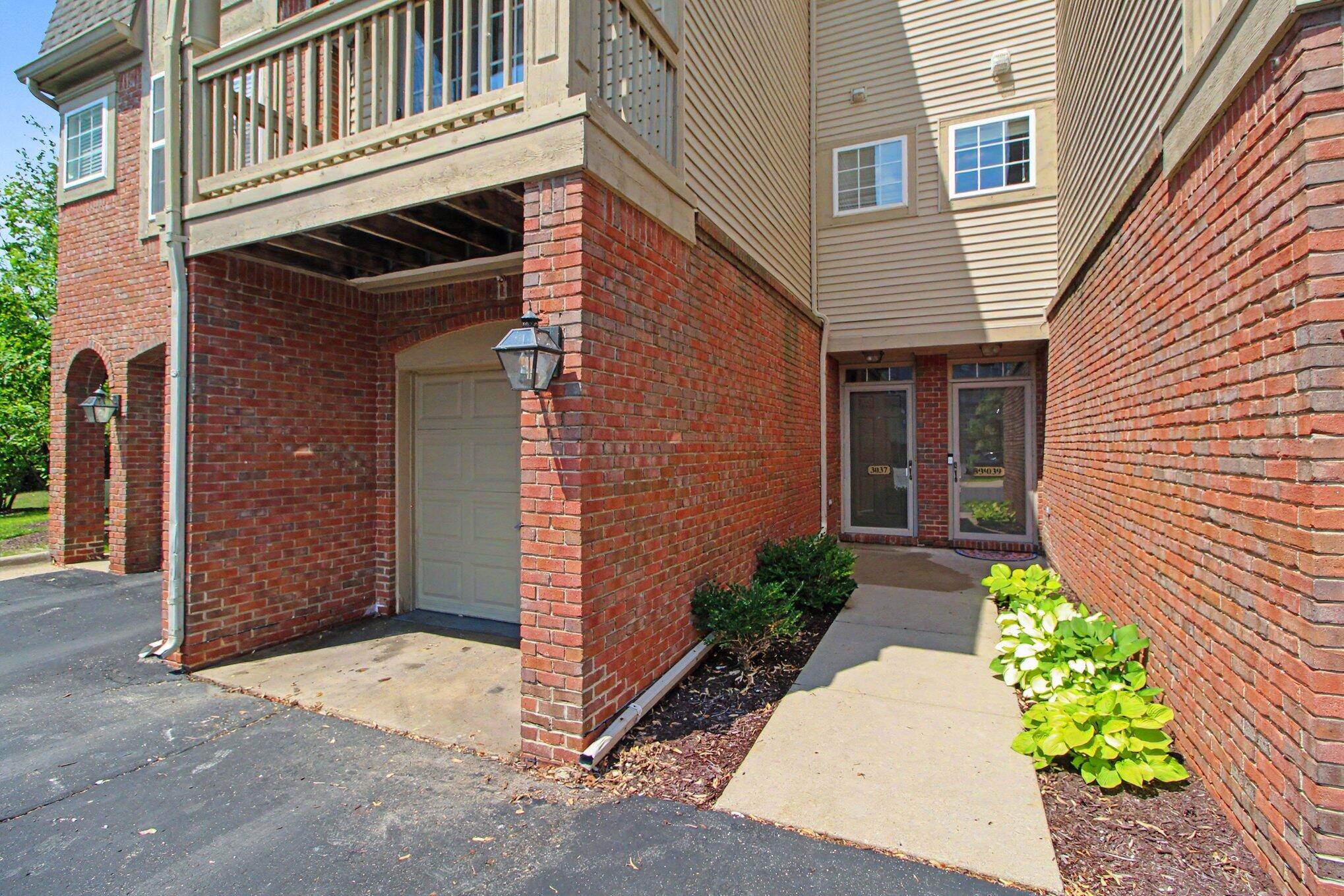 3037 Barclay Way Property Photo 1