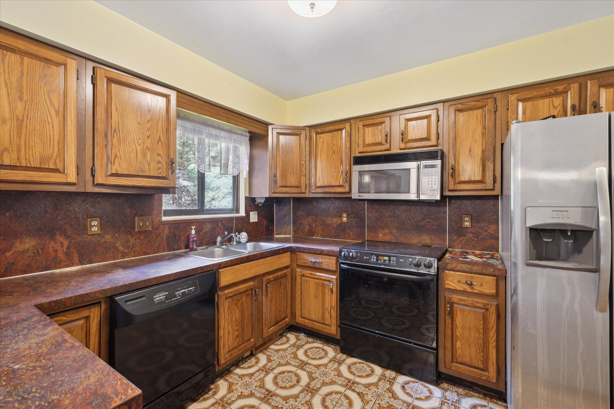 8886 Coleman Road Property Photo 11