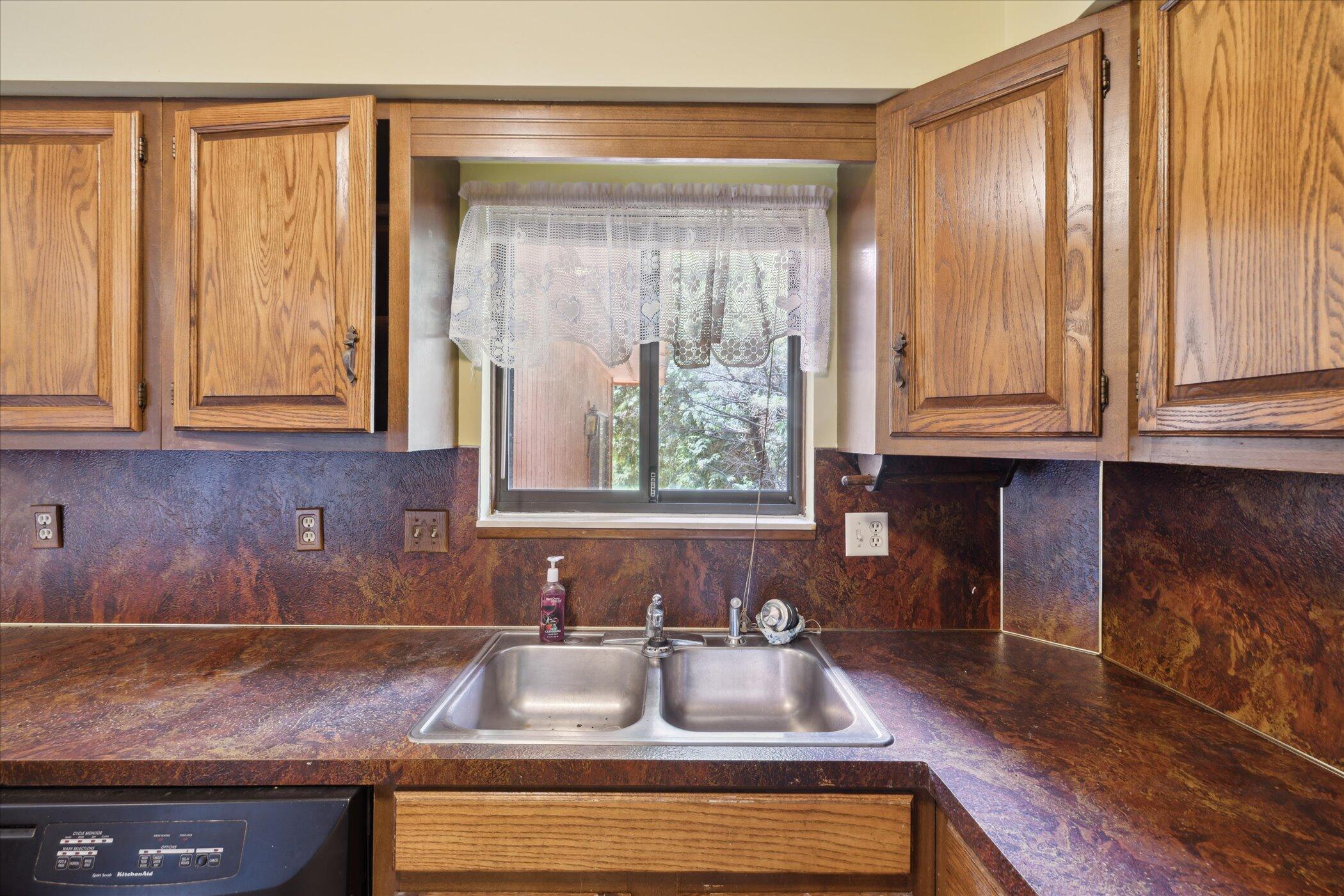 8886 Coleman Road Property Photo 15