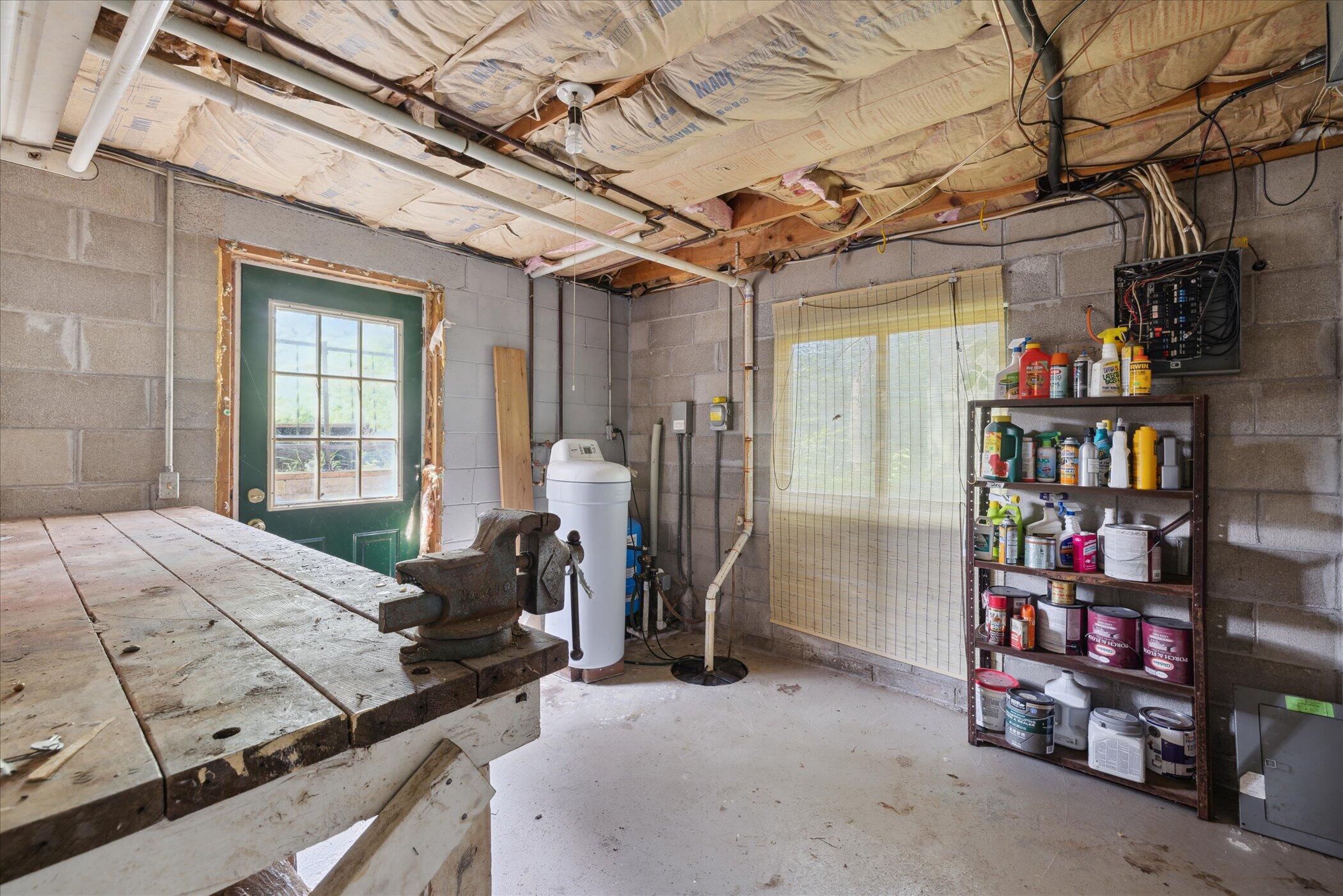 8886 Coleman Road Property Photo 31