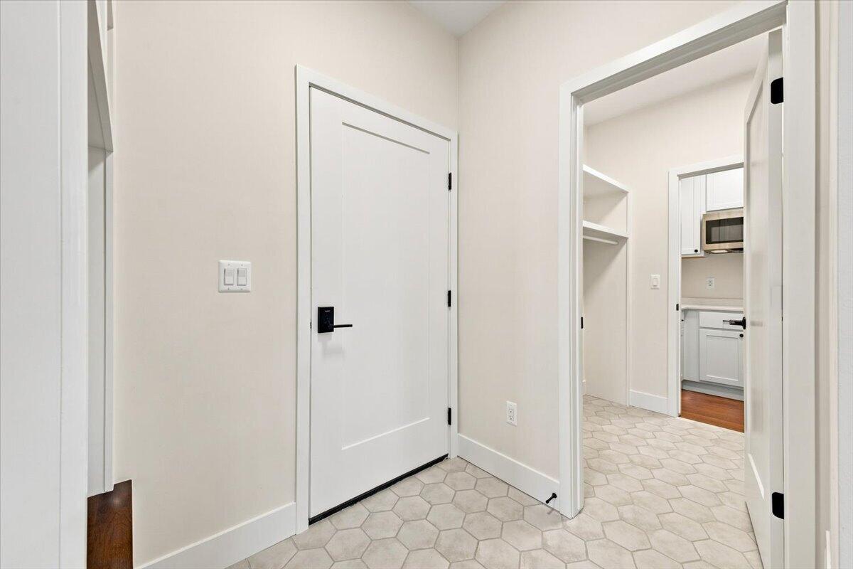 41 Starr Drive Property Photo 24