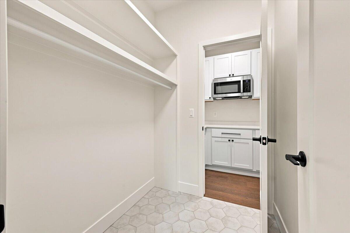 41 Starr Drive Property Photo 25