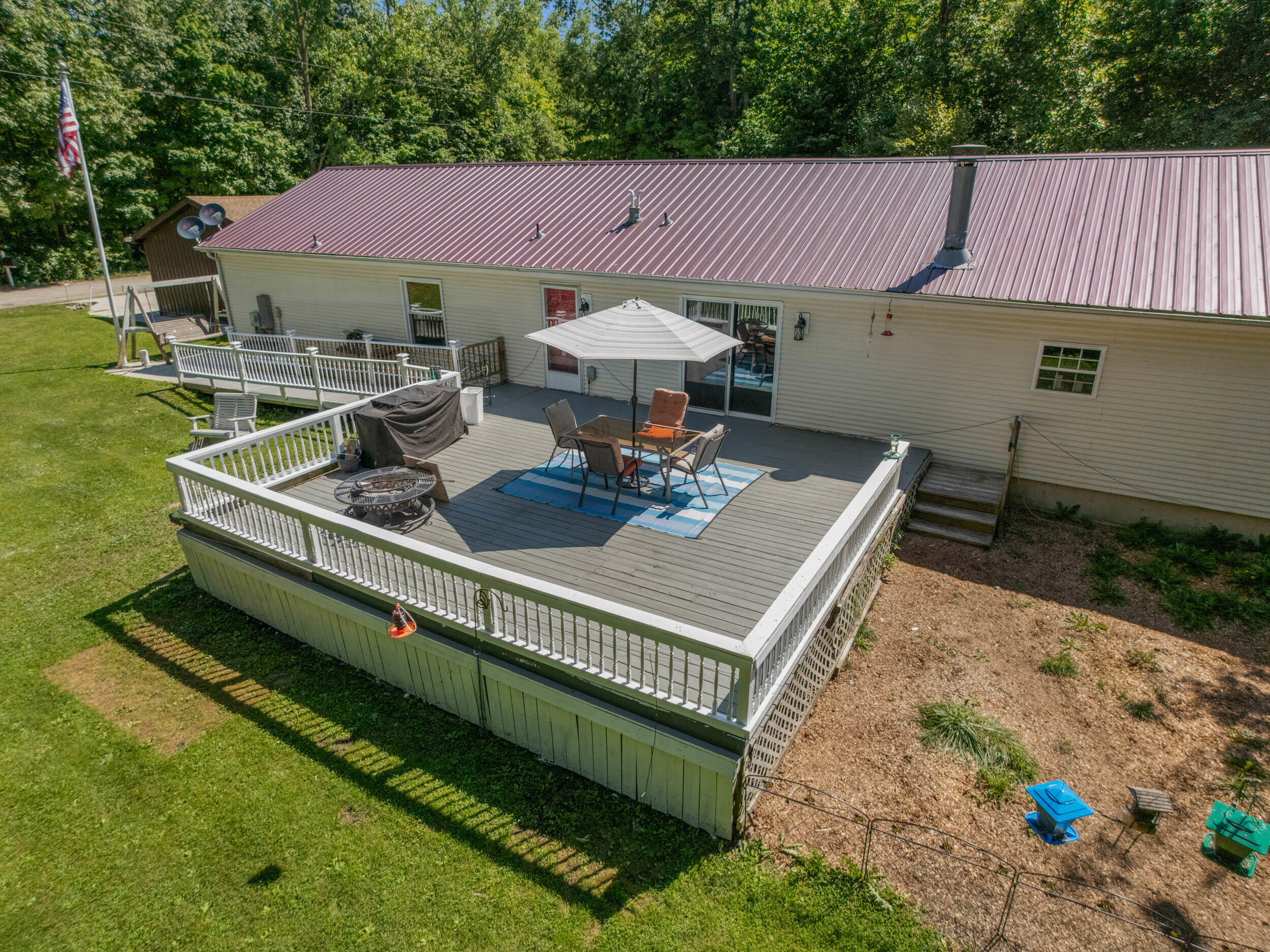 4561 Oak Glen Drive Property Photo 17