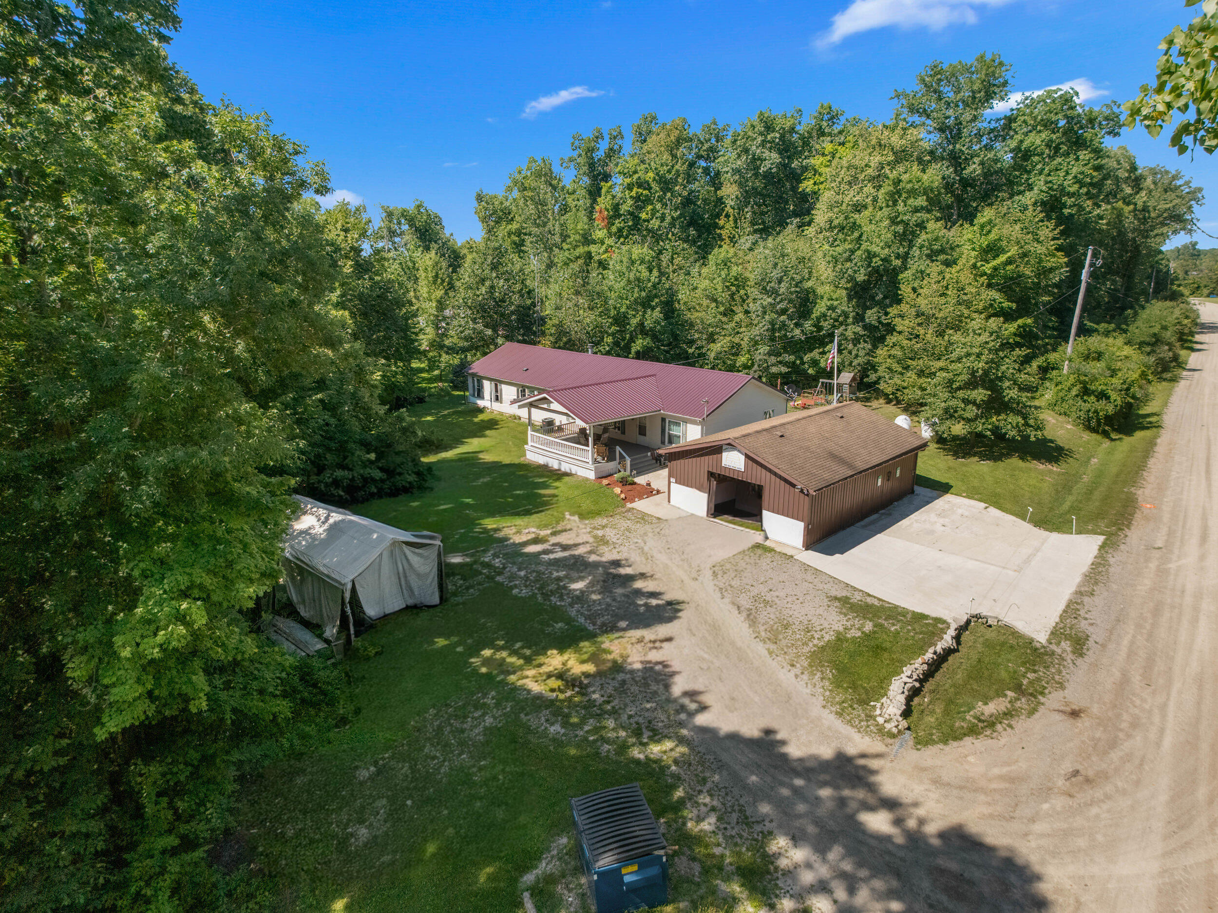 4561 Oak Glen Drive Property Photo 22