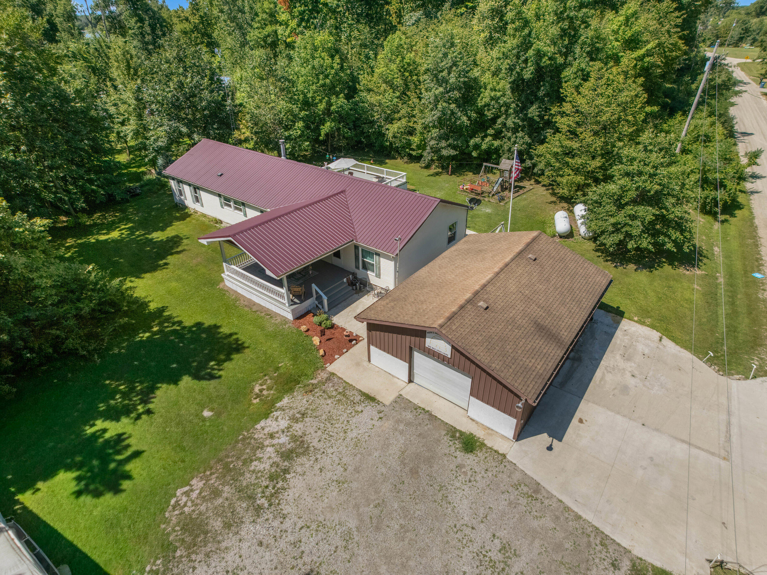 4561 Oak Glen Drive Property Photo 23