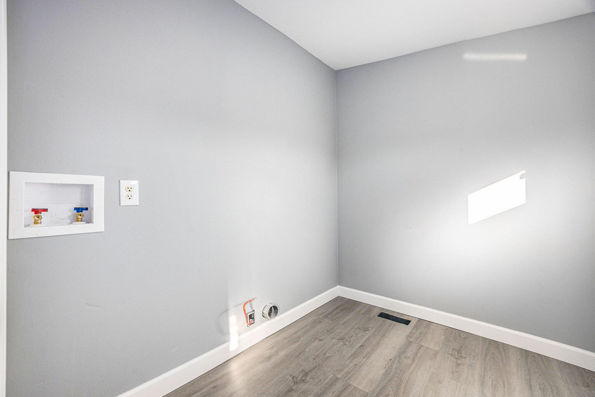 8680 16 Mile Road Ne Property Photo 7