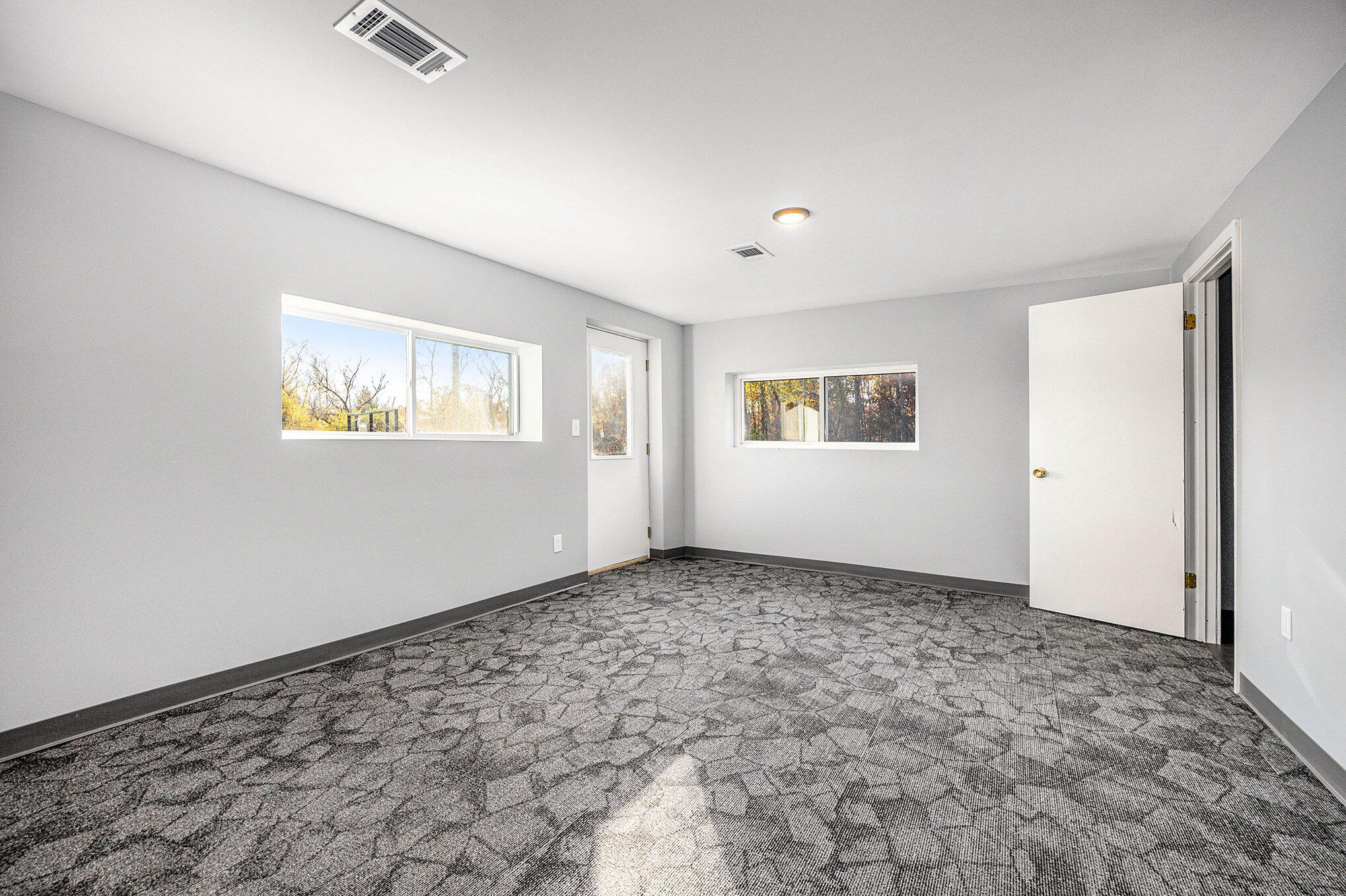 8680 16 Mile Road Ne Property Photo 13