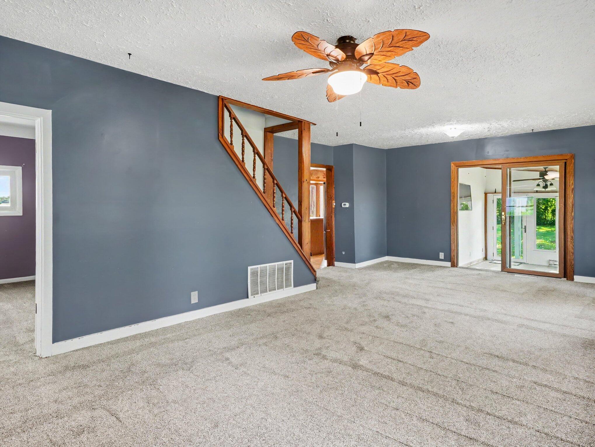 11484 Dennison Road Property Photo 6