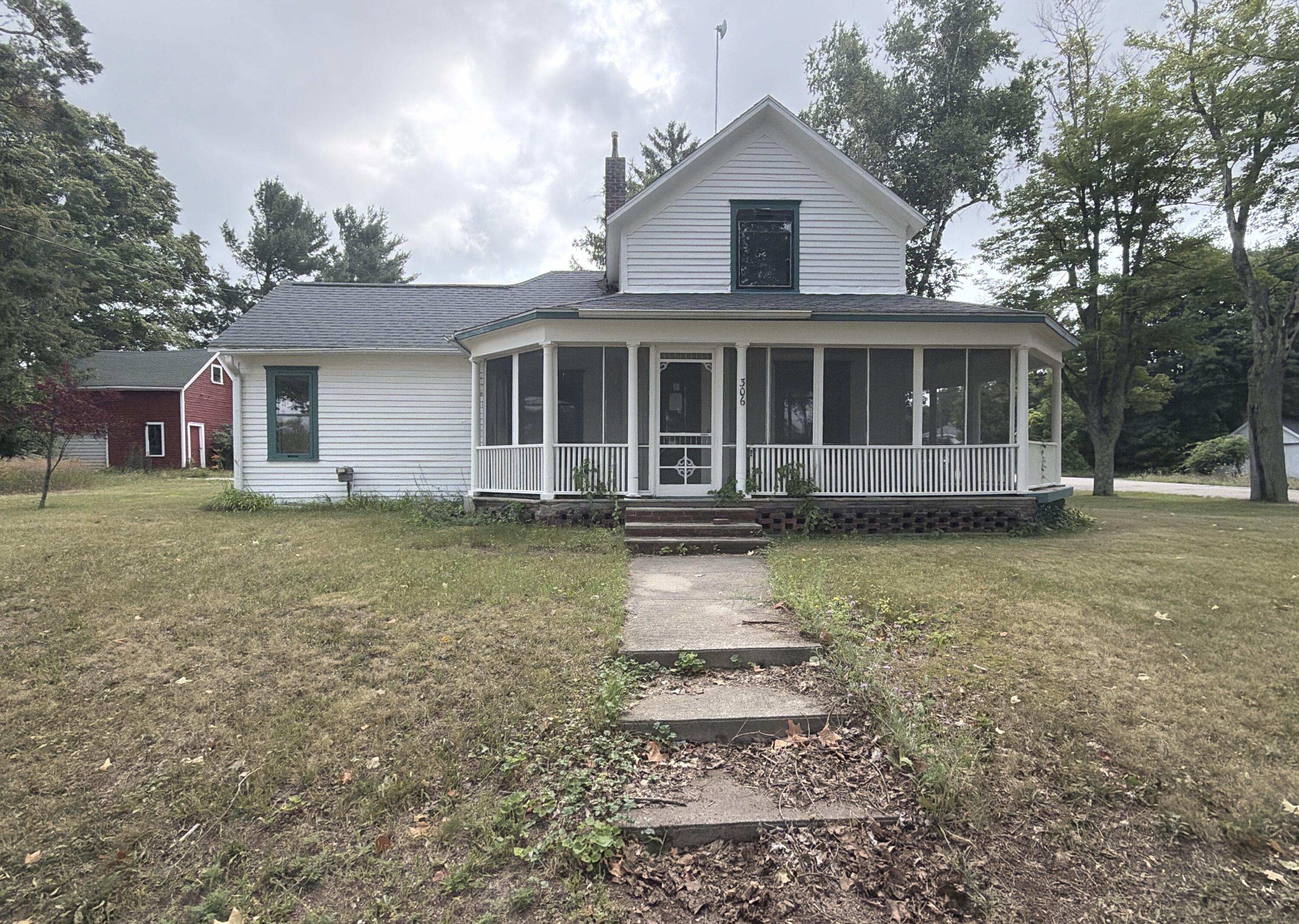 306 N Carland Street Property Photo 1
