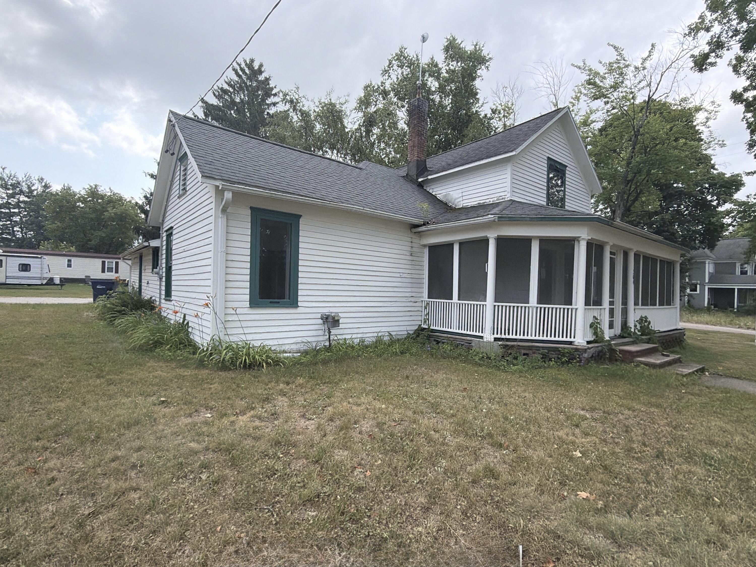306 N Carland Street Property Photo 2