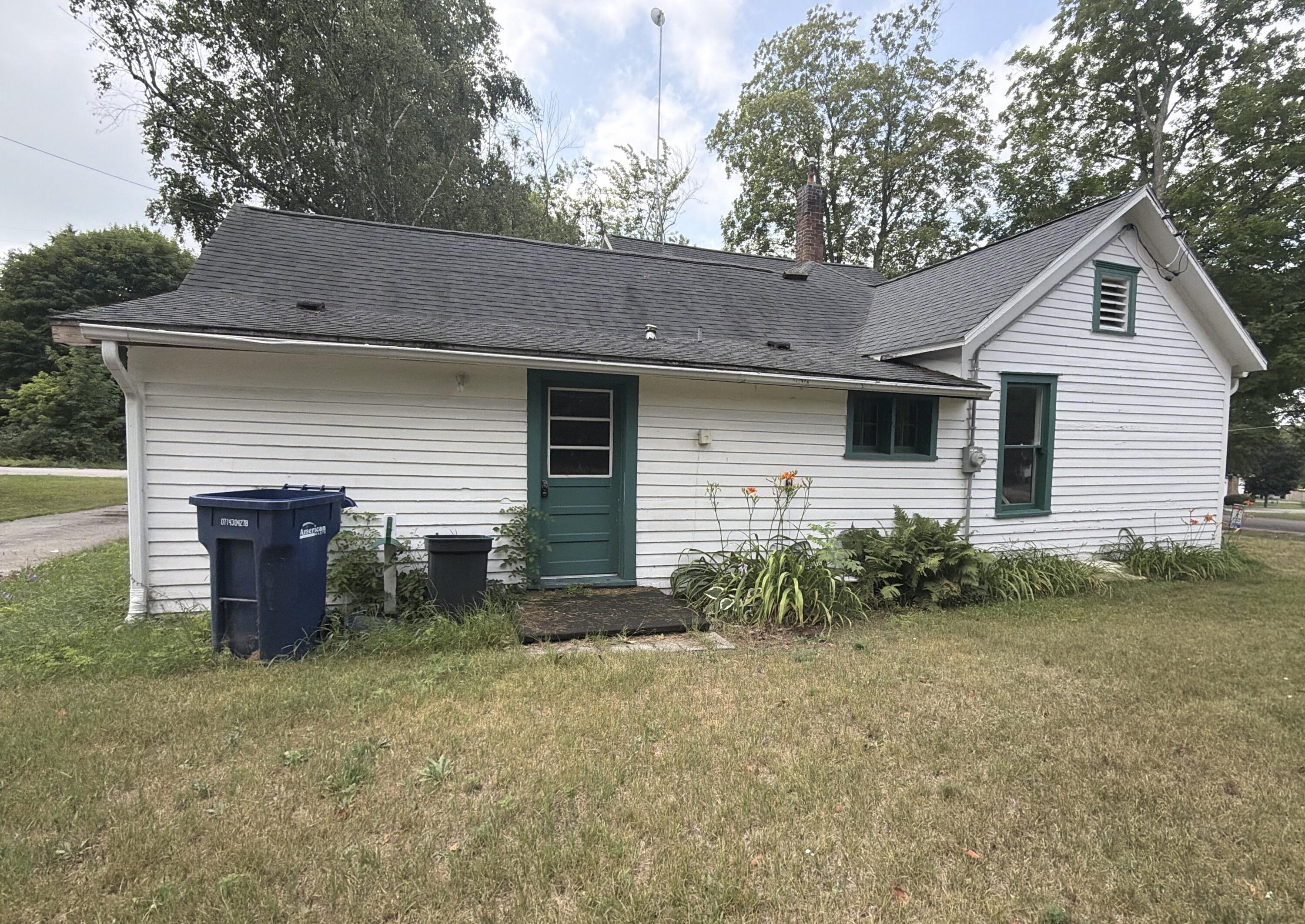 306 N Carland Street Property Photo 5