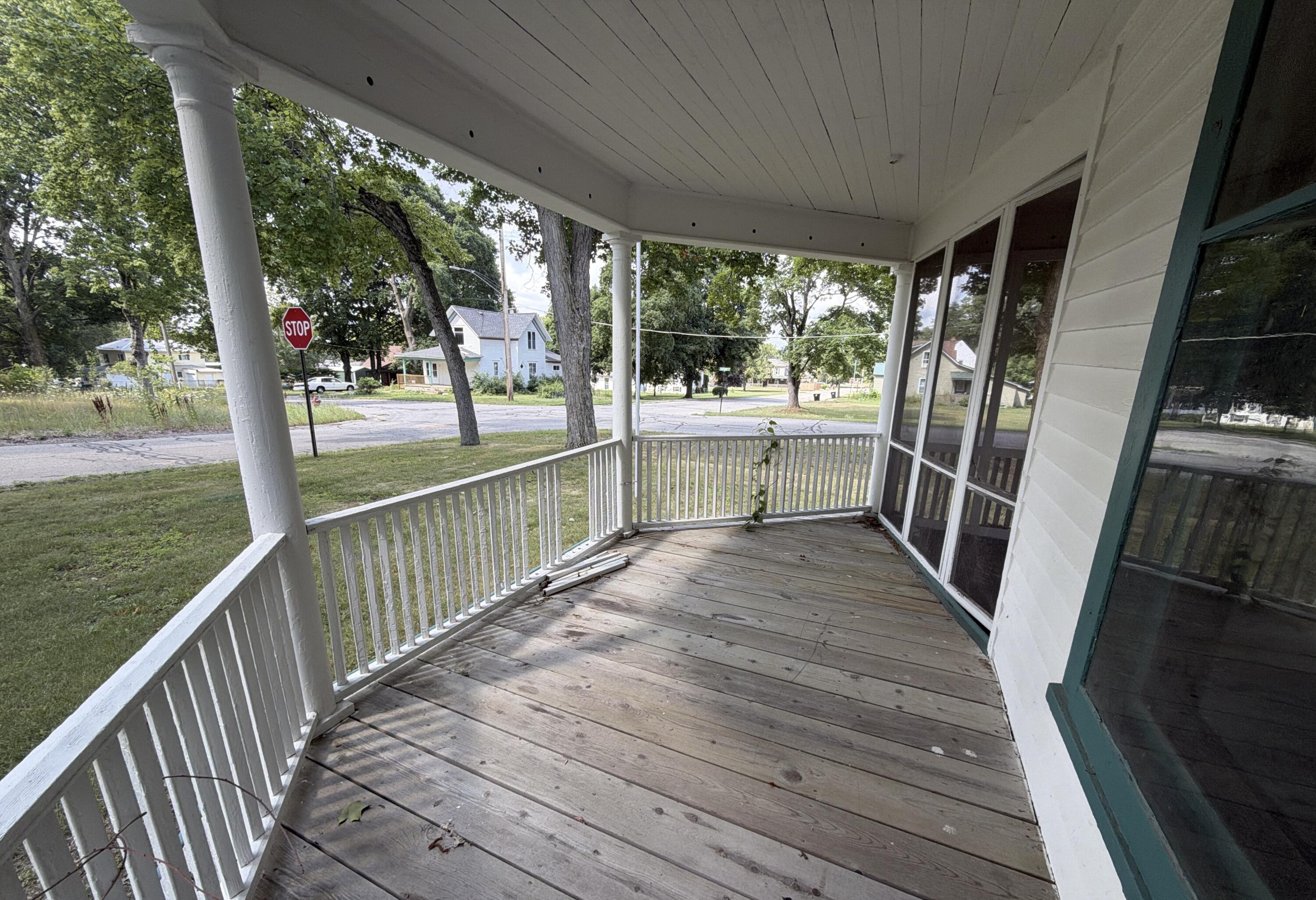 306 N Carland Street Property Photo 7