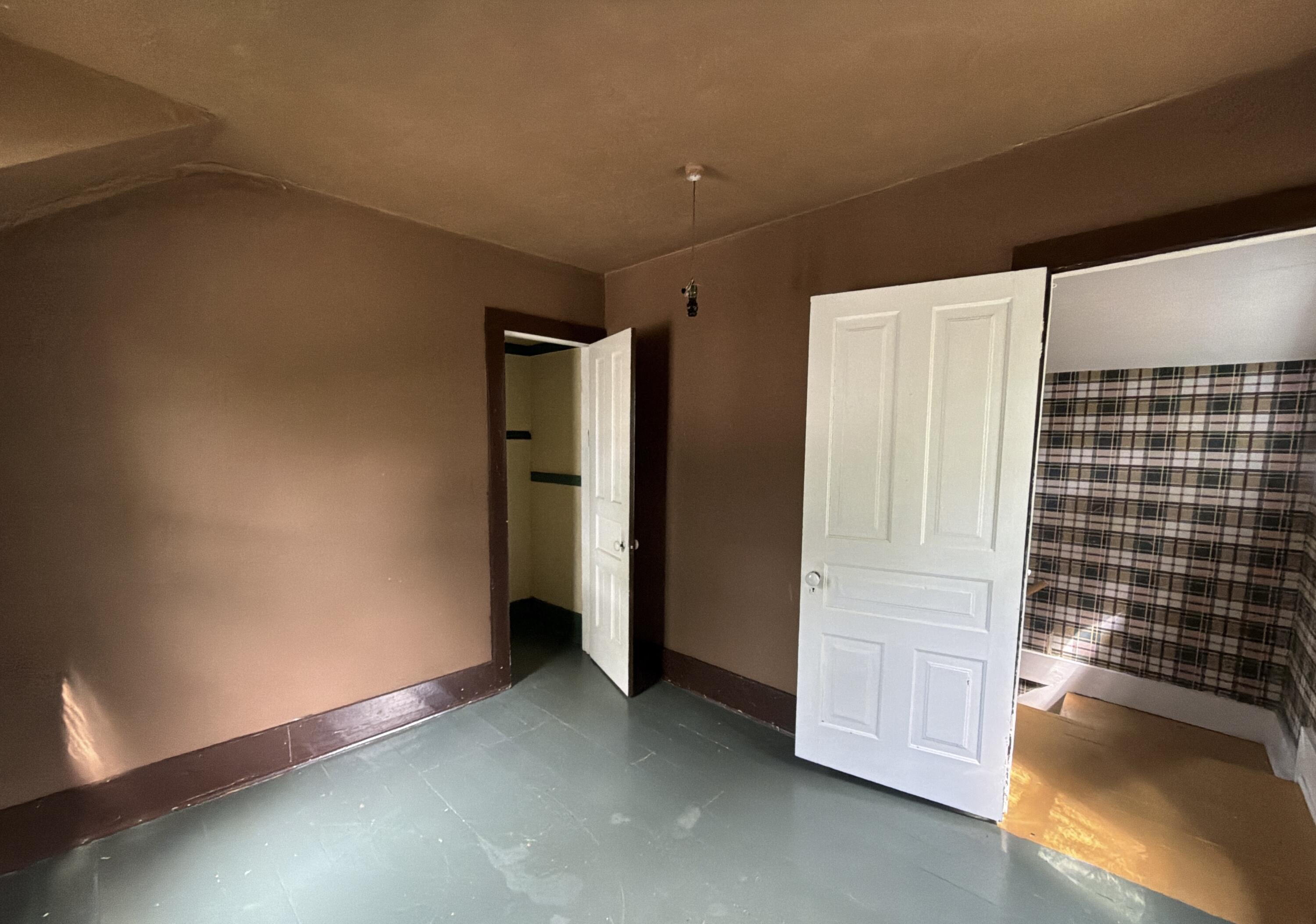 306 N Carland Street Property Photo 23