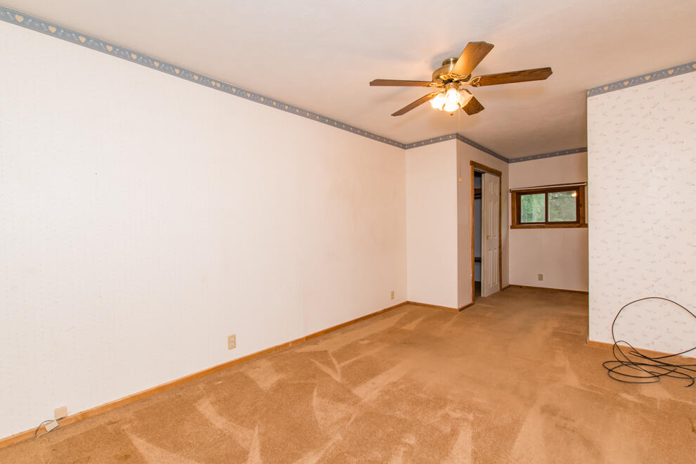 1916 Romence Road Property Photo 27