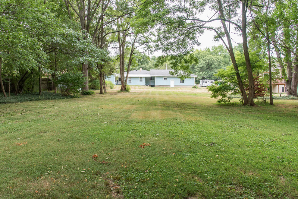 1916 Romence Road Property Photo 39