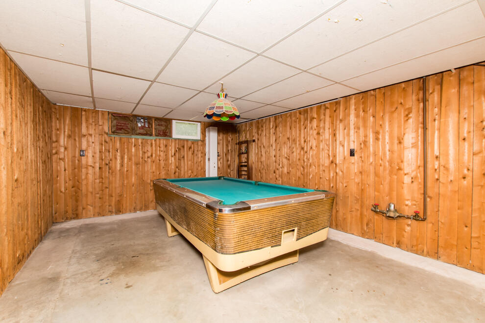 1916 Romence Road Property Photo 45