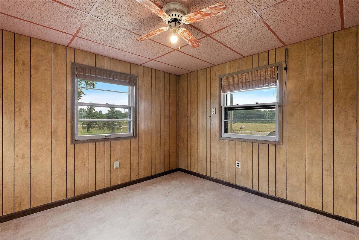 75 4th Street Property Photo 33