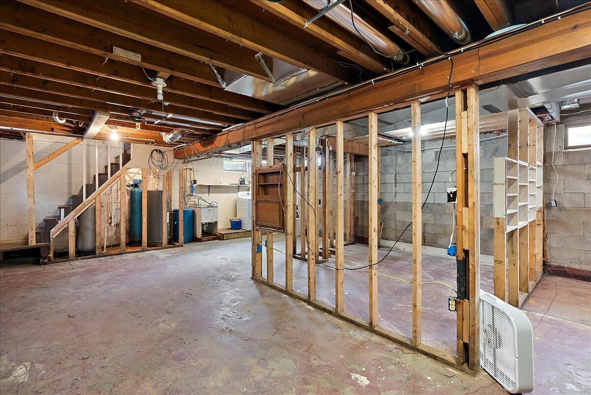 75 4th Street Property Photo 56