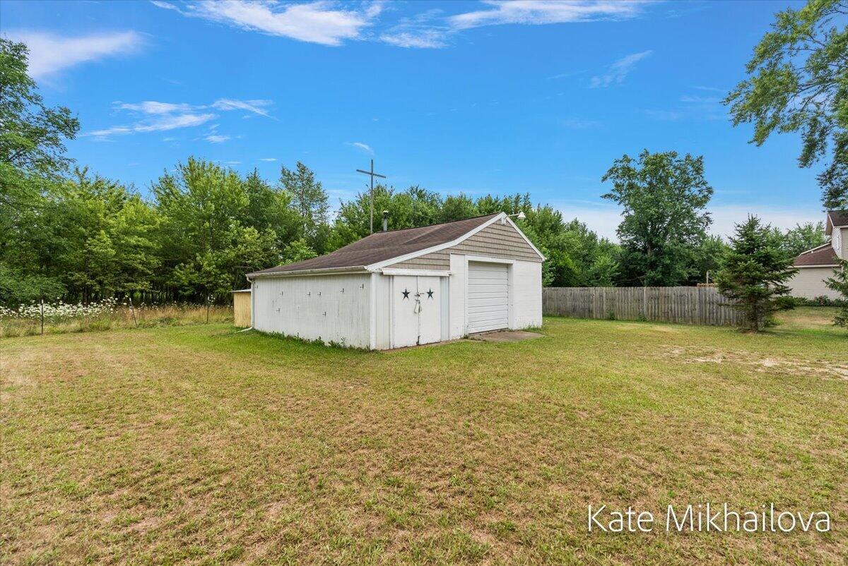 75 4th Street Property Photo 69
