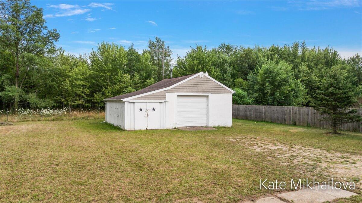 75 4th Street Property Photo 74
