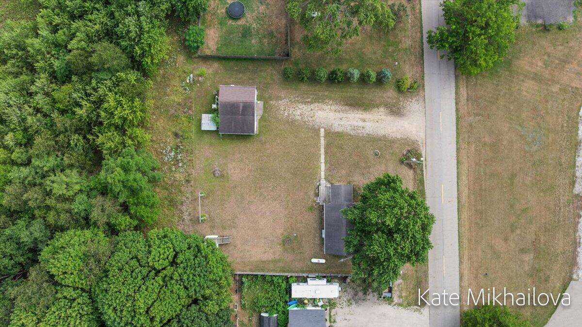 75 4th Street Property Photo 82