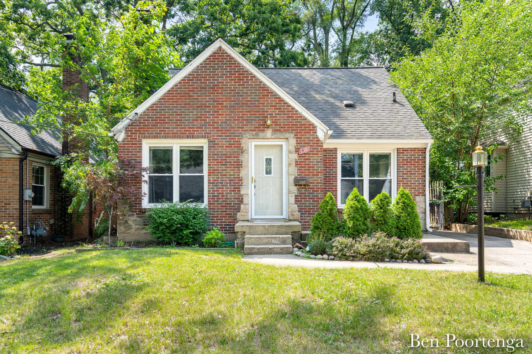 1435 Philadelphia Avenue Se Property Photo 1