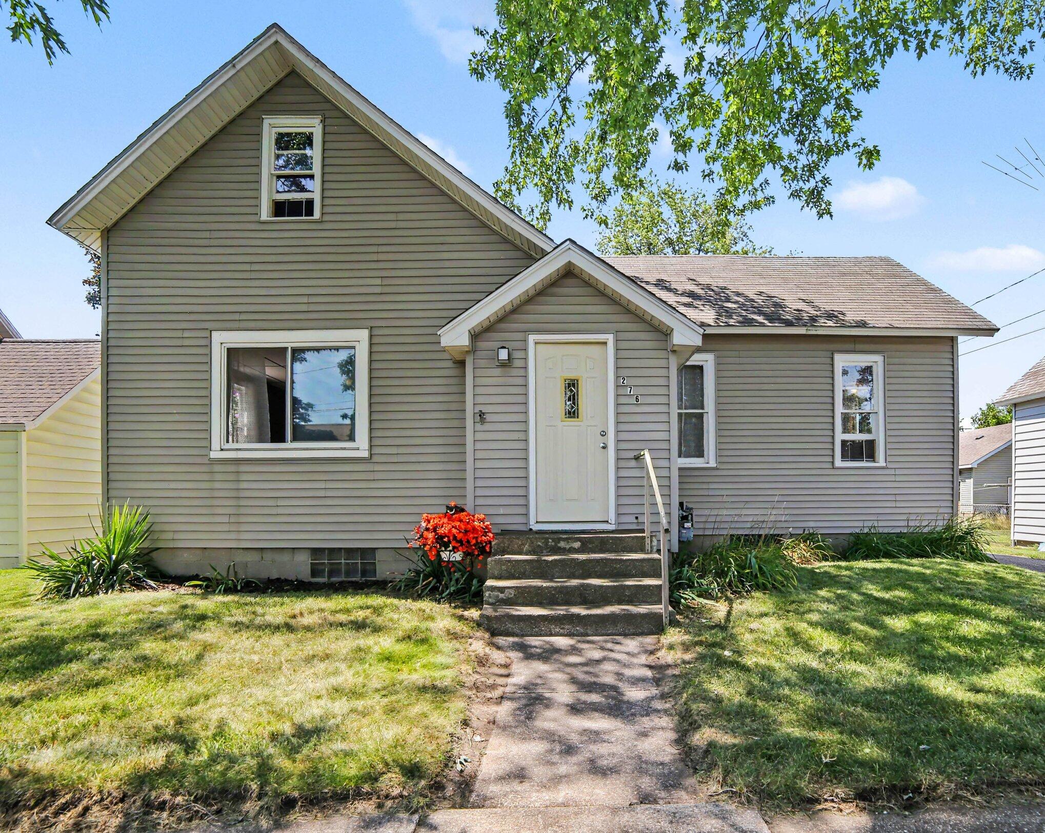 276 Third Street Property Photo 1