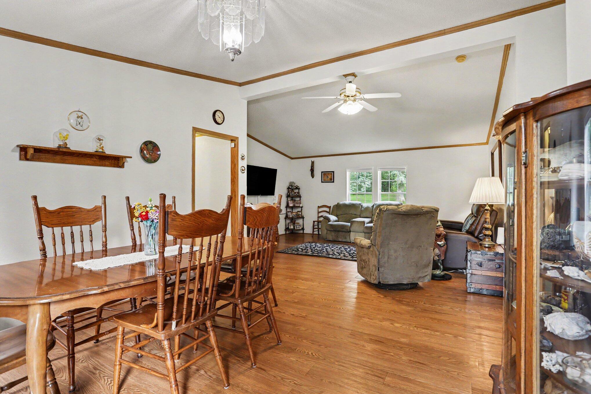 18576 T Drive S Property Photo 11