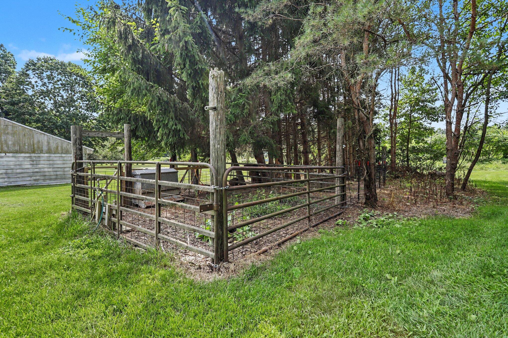 18576 T Drive S Property Photo 41