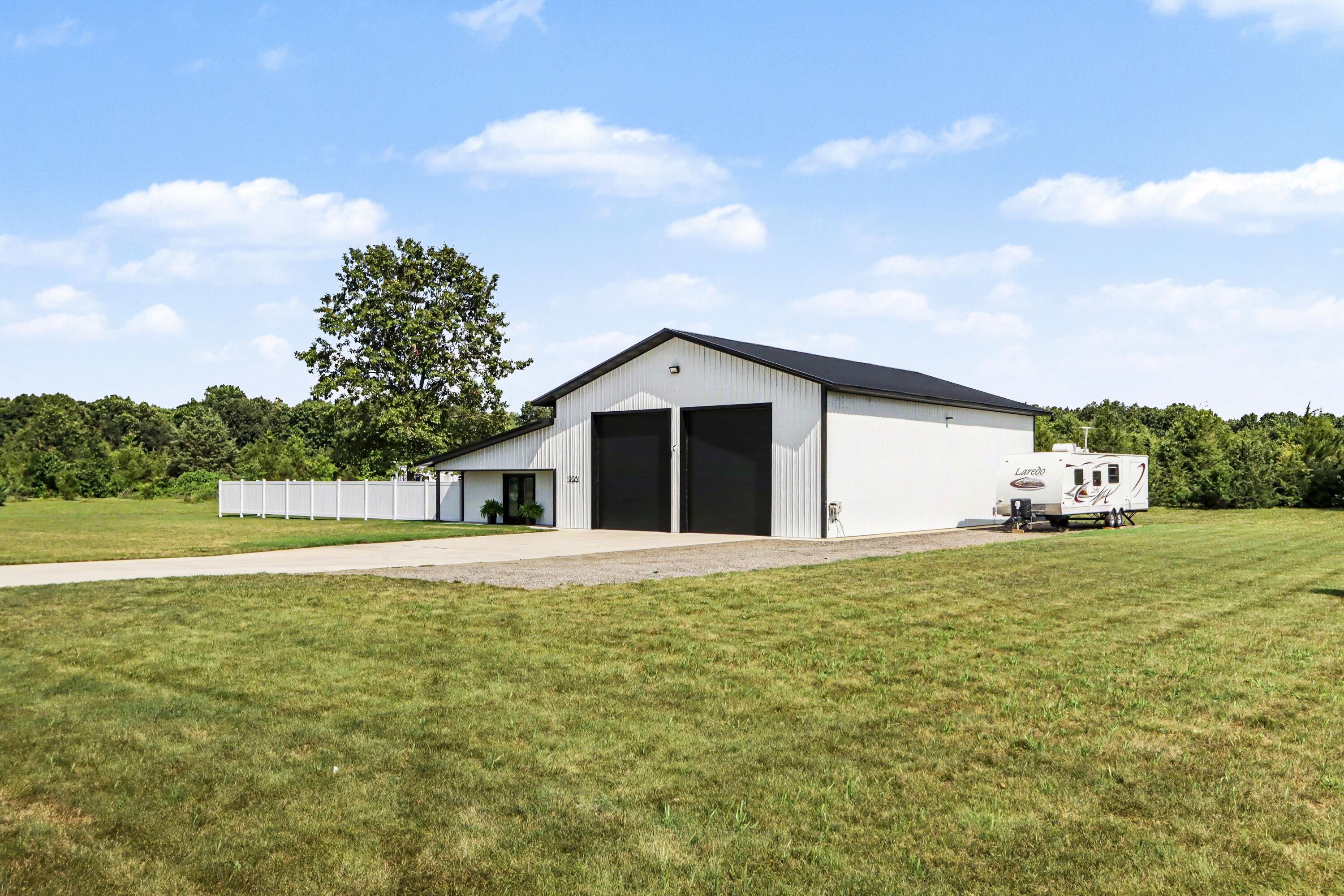 19061 M-60 Property Photo 2