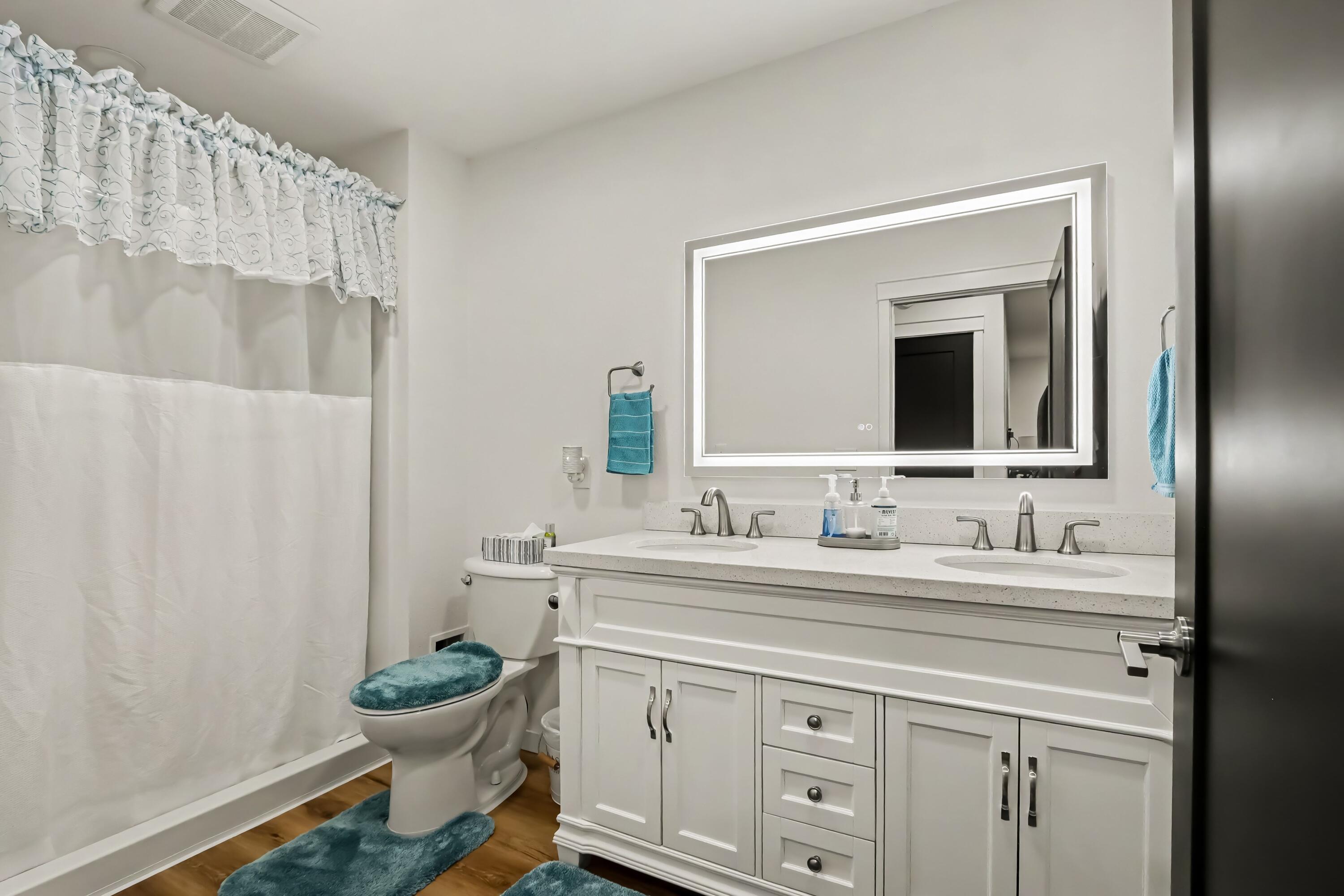 19061 M-60 Property Photo 13
