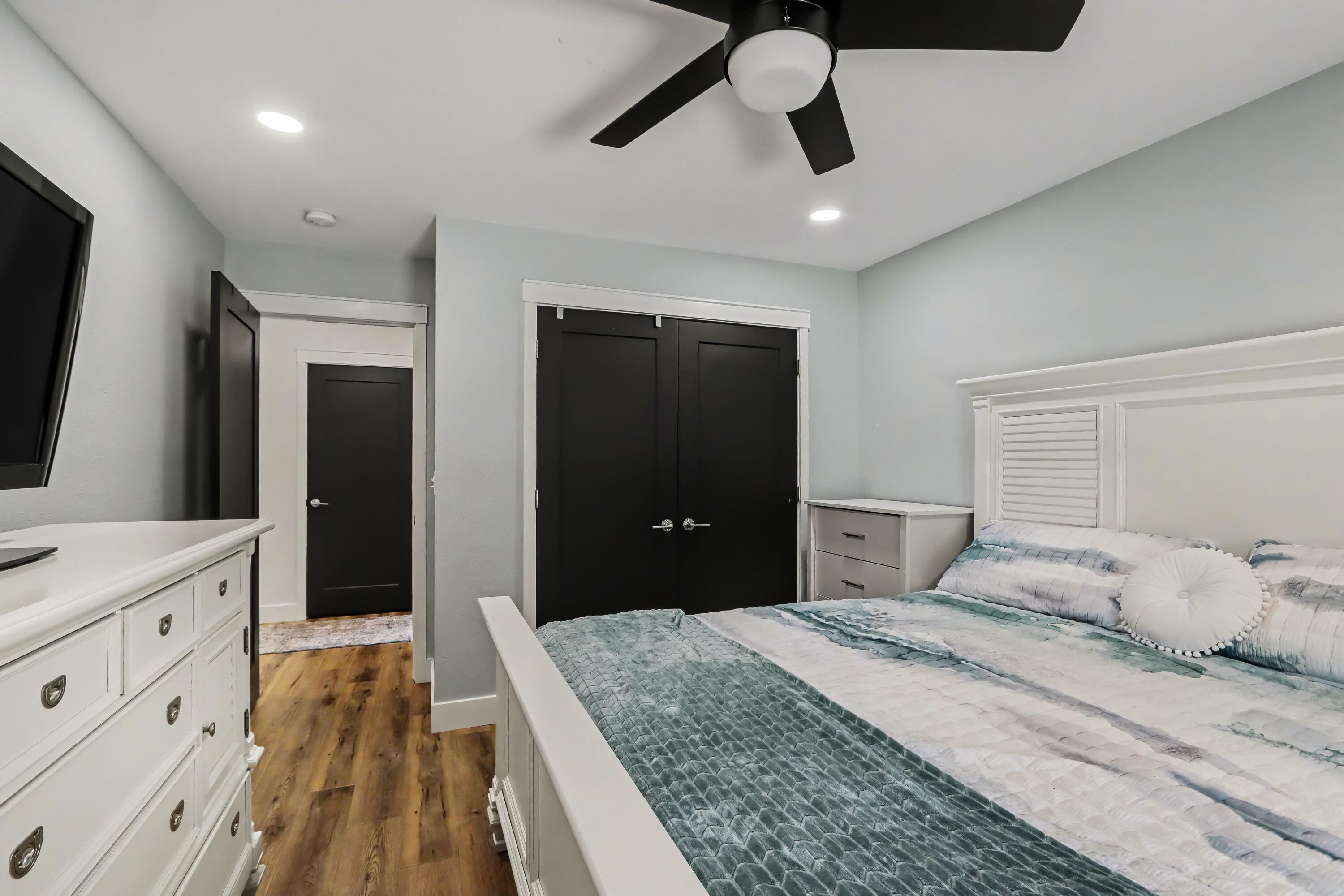 19061 M-60 Property Photo 15