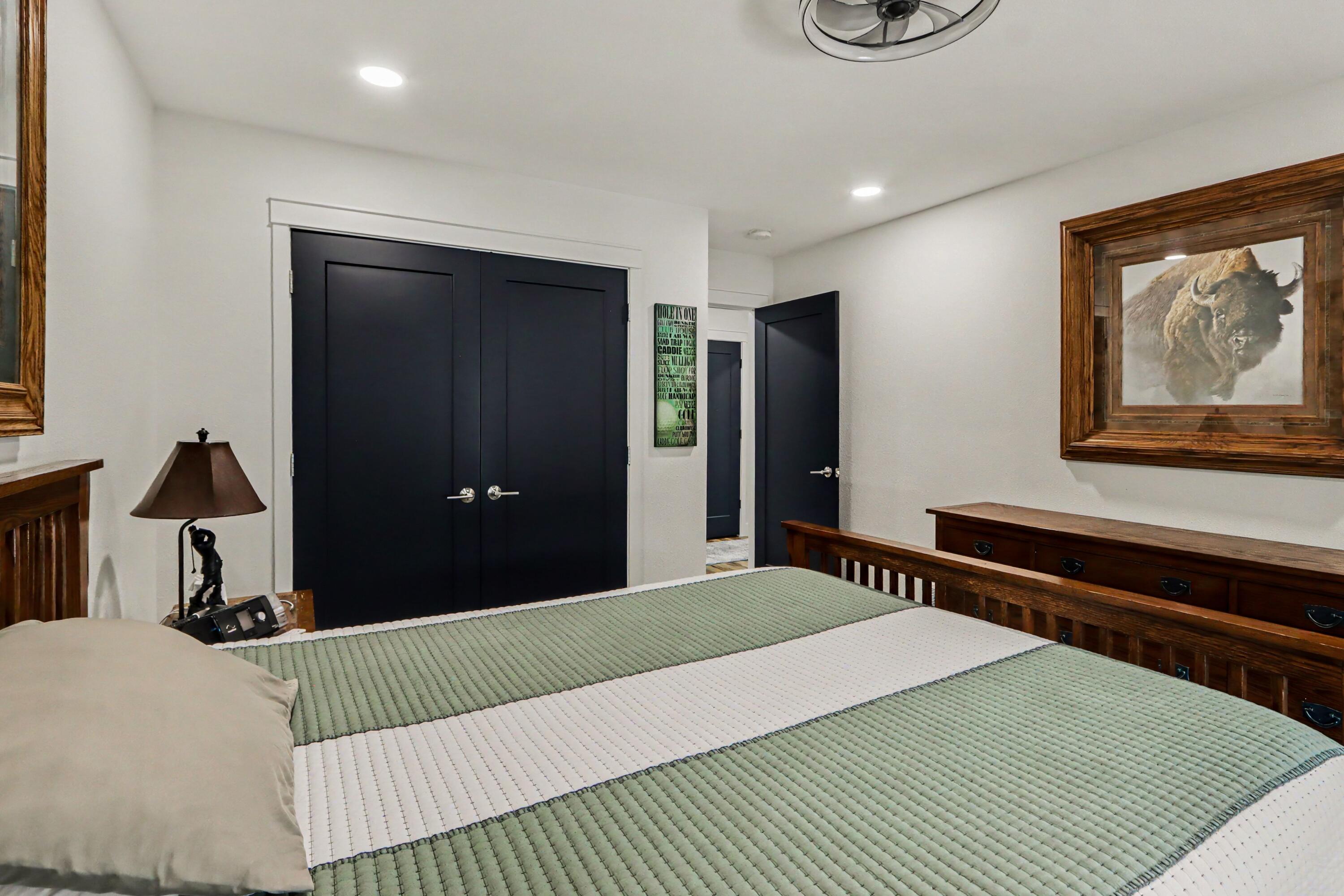 19061 M-60 Property Photo 16