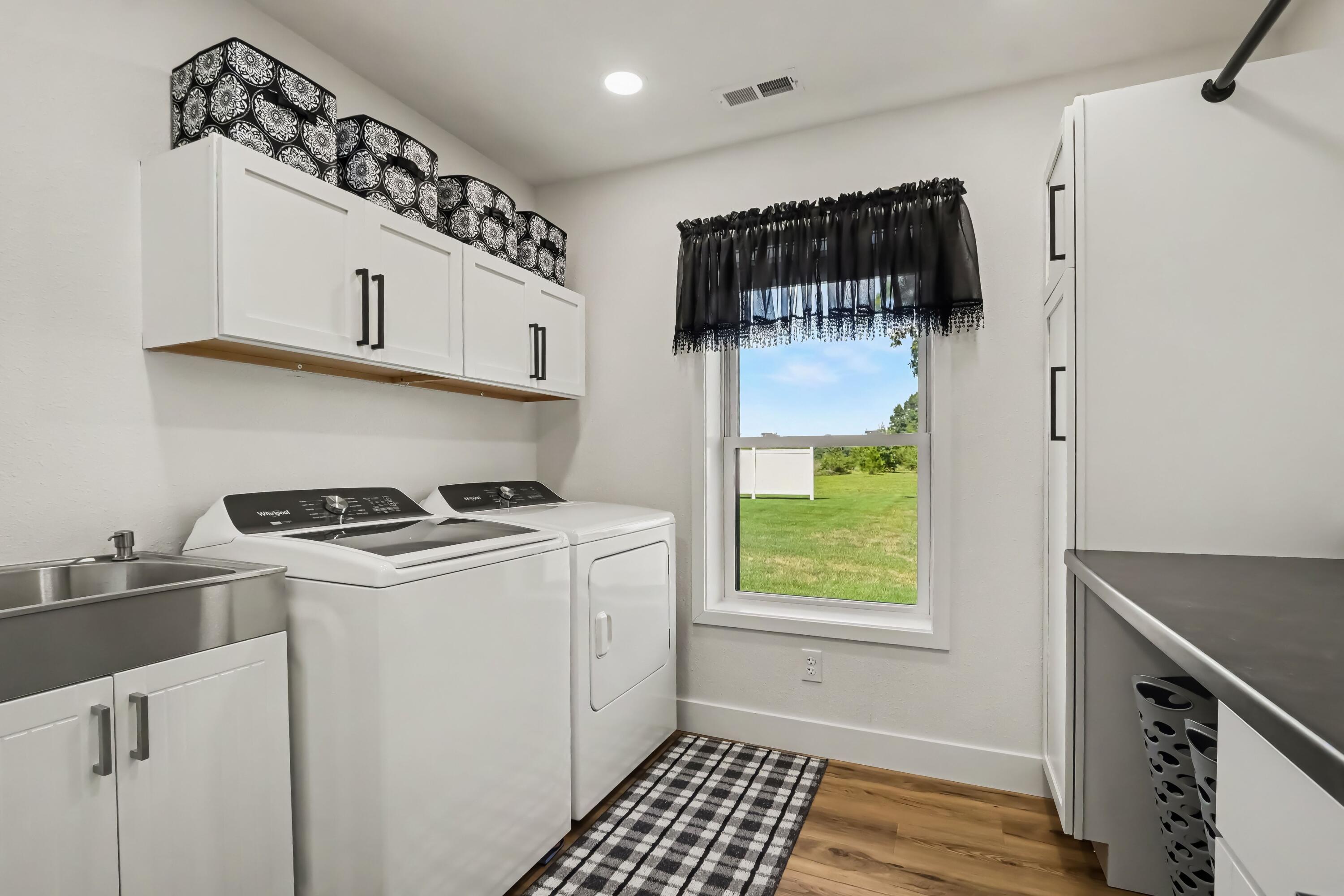 19061 M-60 Property Photo 18