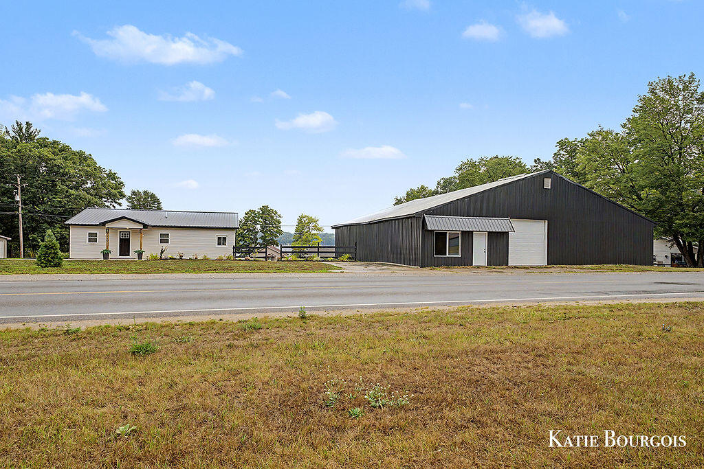 7510 Taft Road Property Photo 2