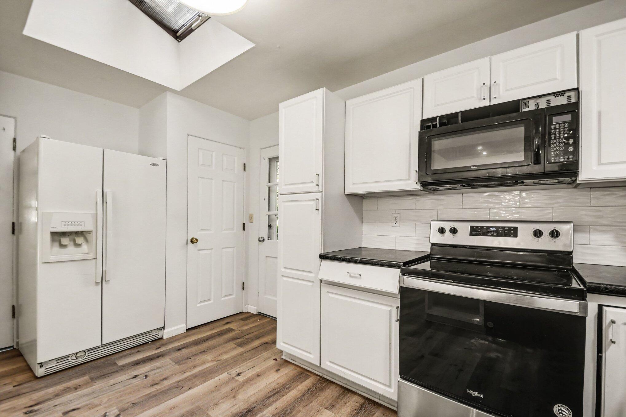 8486 S Hillcrest Drive Property Photo 10