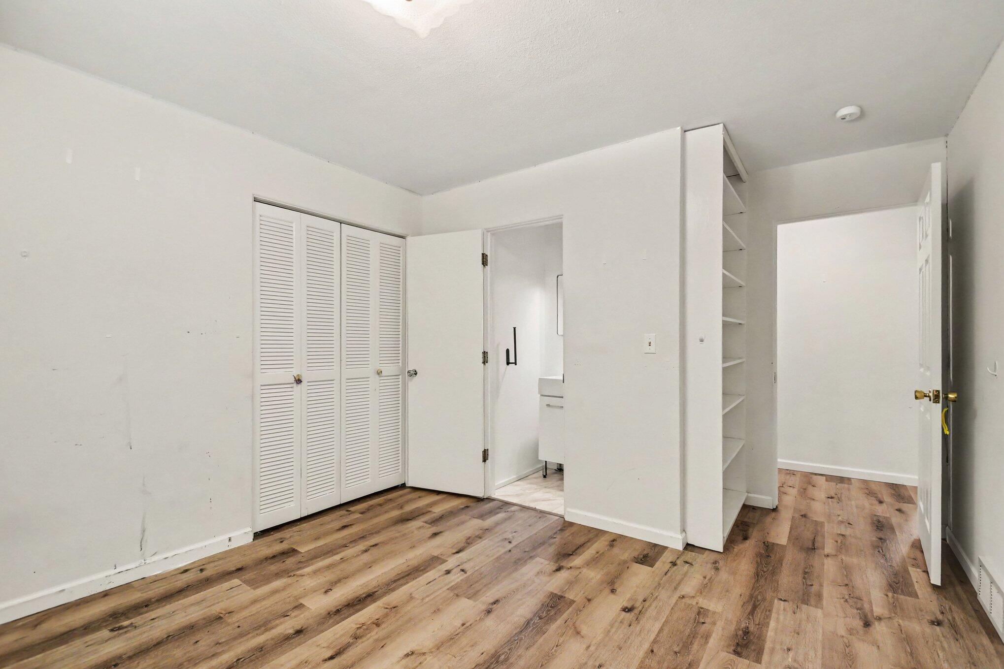 8486 S Hillcrest Drive Property Photo 16