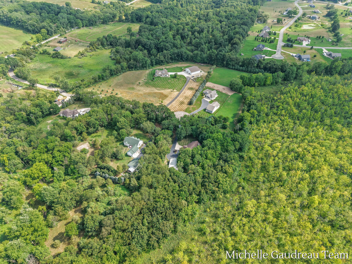 6244 Black Creek Drive Property Photo 78