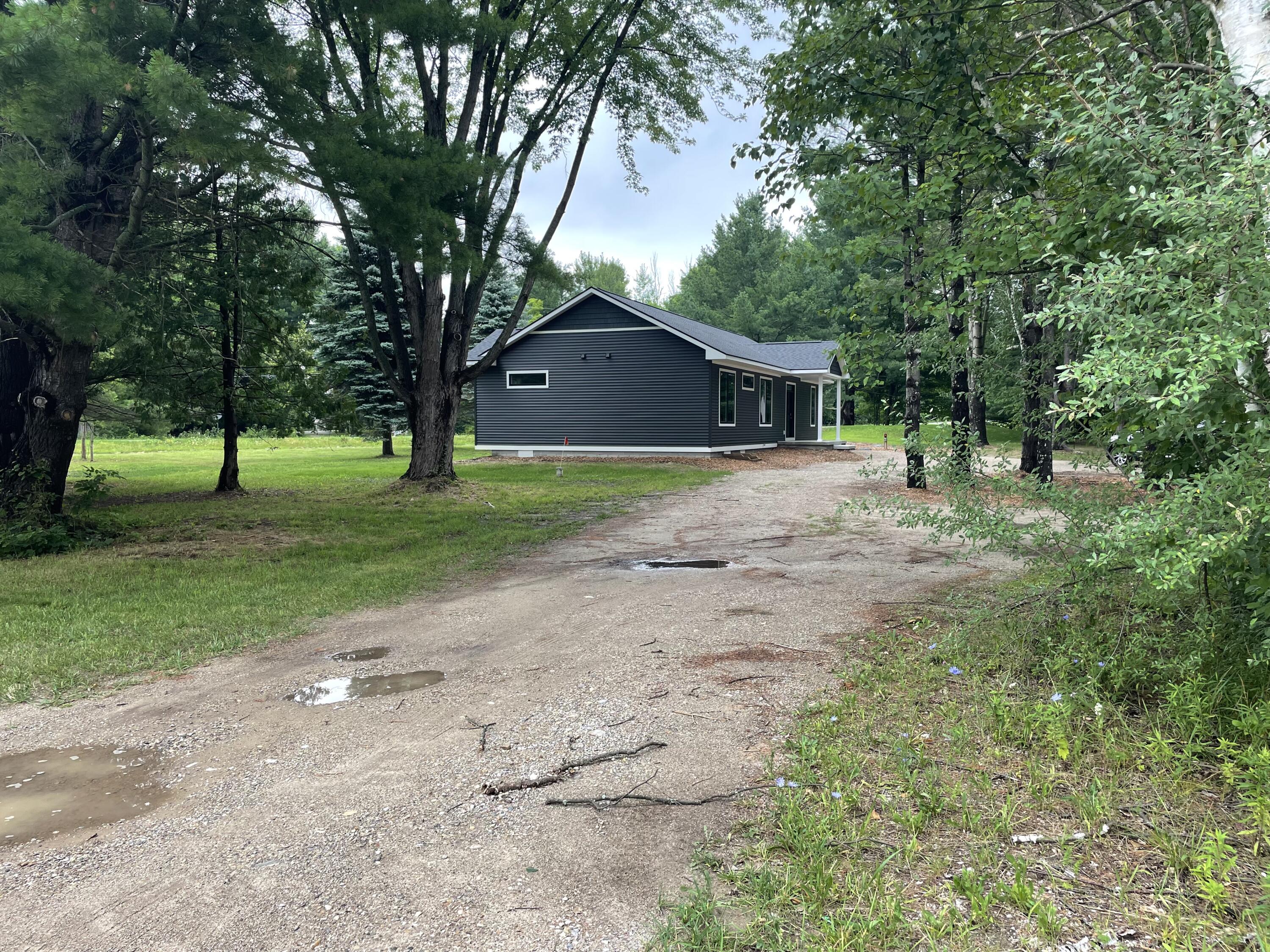 8279 Cherry Avenue Property Photo 35