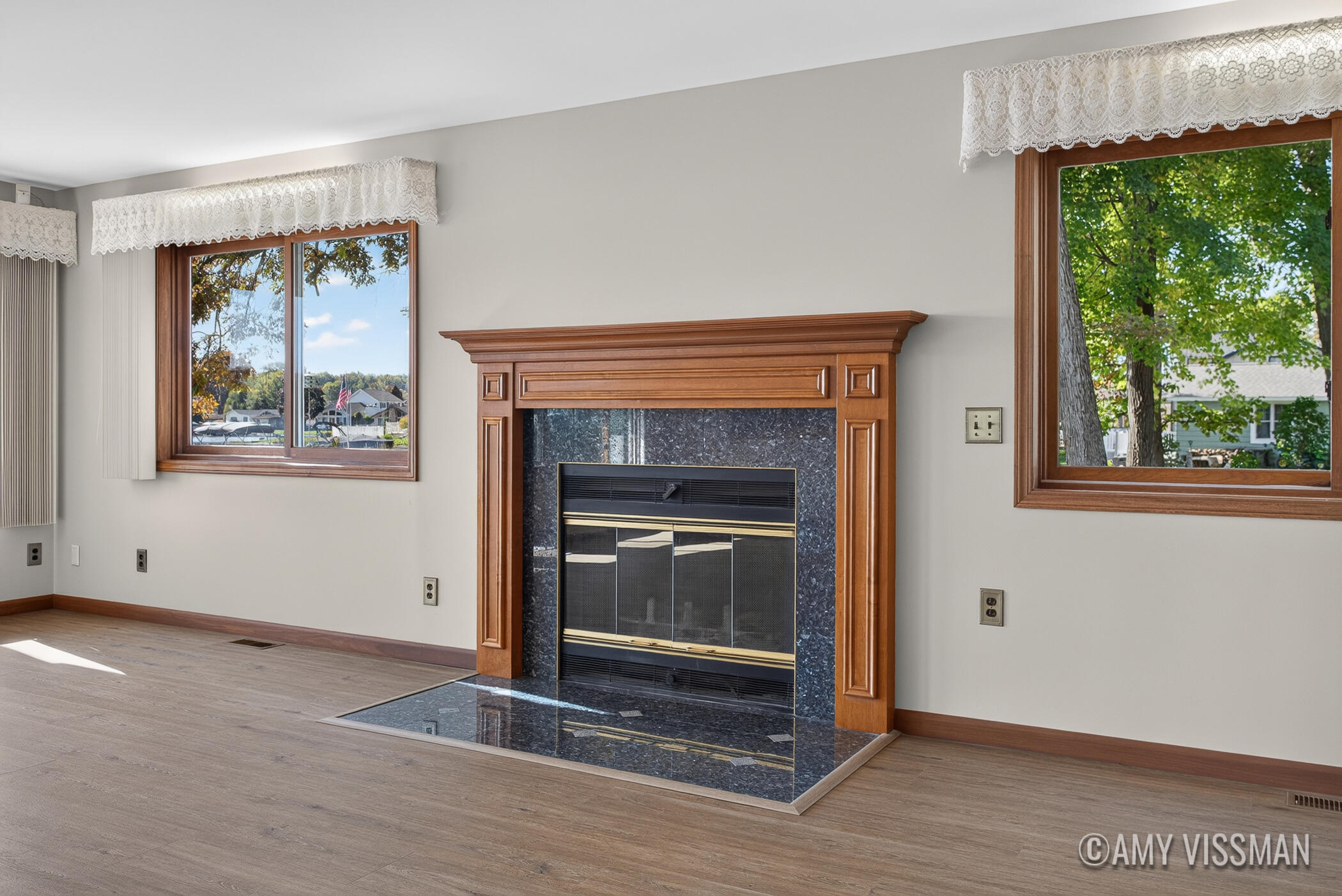2083 Archwood Drive Property Photo 11