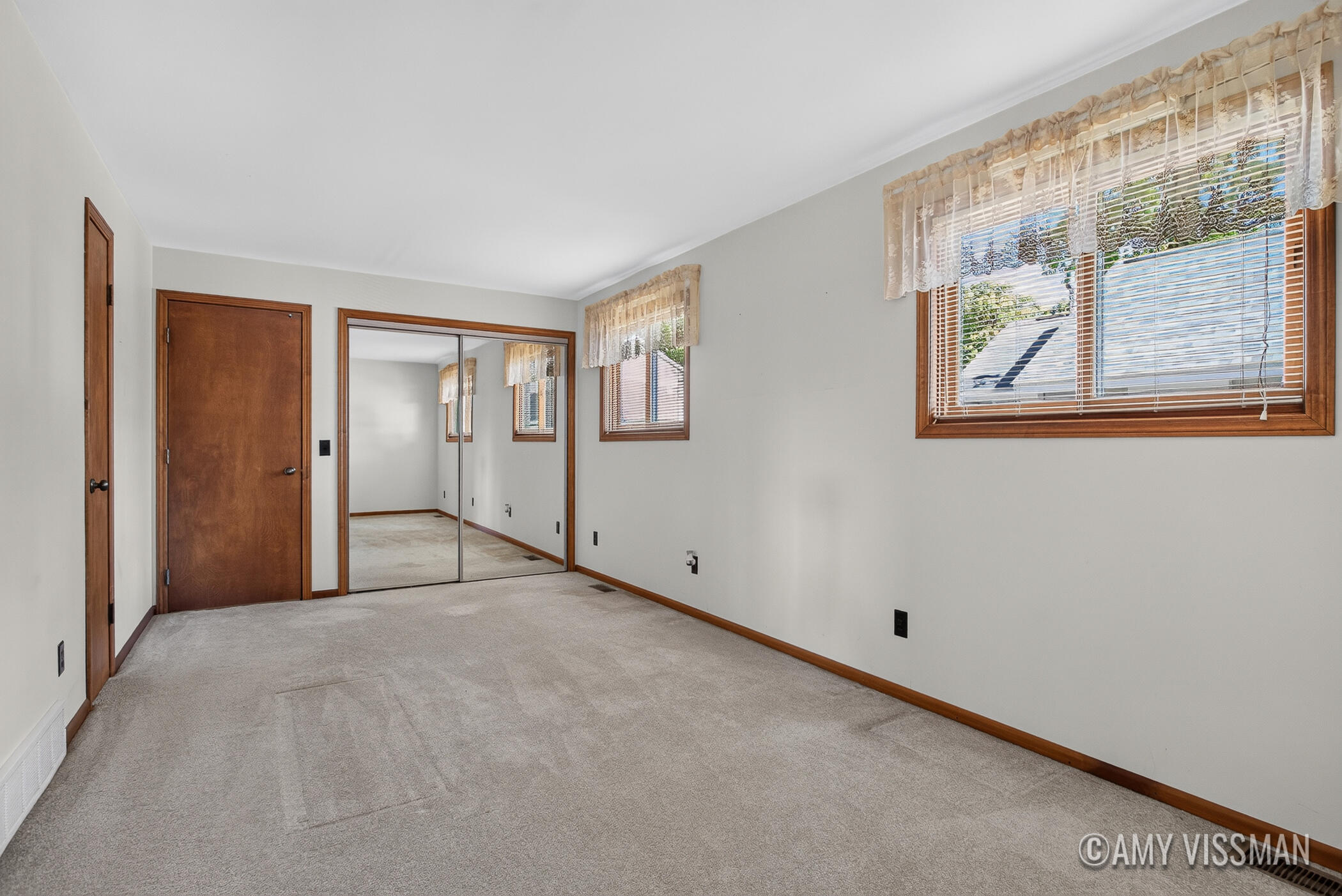 2083 Archwood Drive Property Photo 20