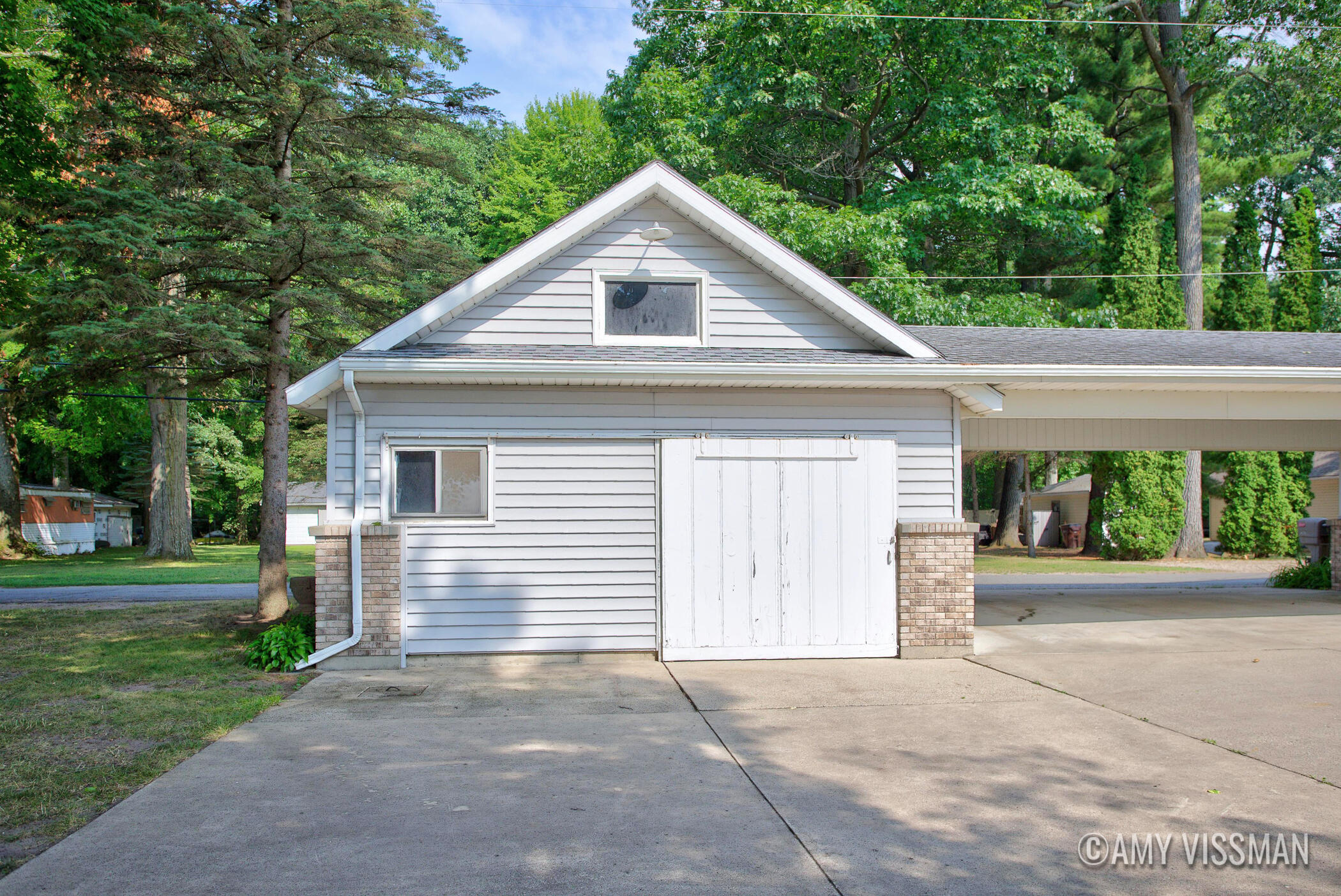 2083 Archwood Drive Property Photo 36