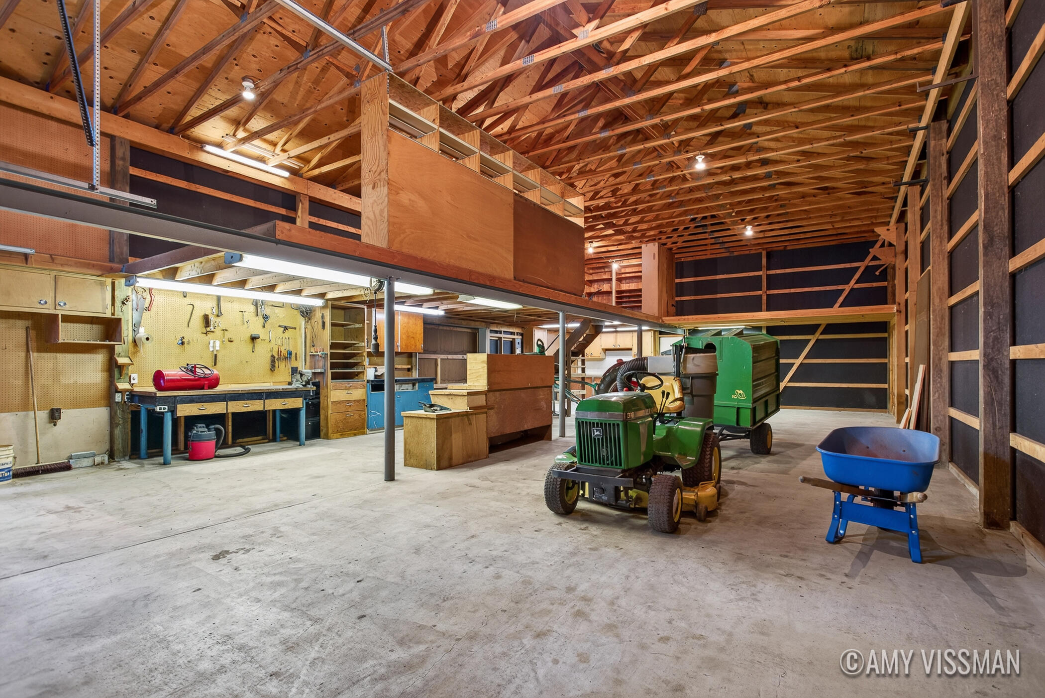 2083 Archwood Drive Property Photo 45