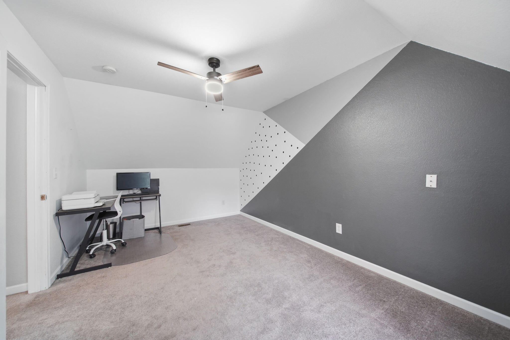 7966 Village Green Lane Property Photo 18