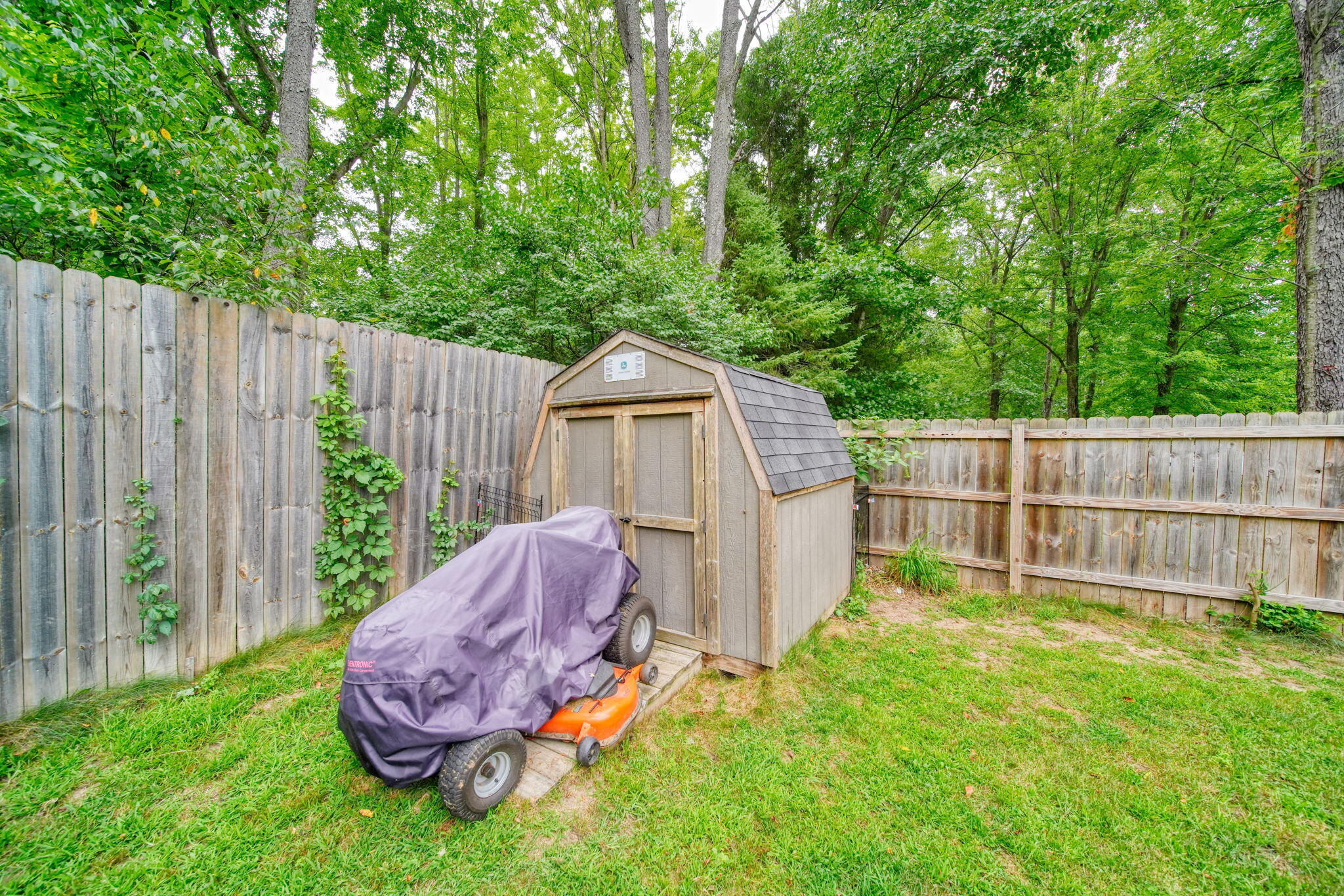 7966 Village Green Lane Property Photo 35